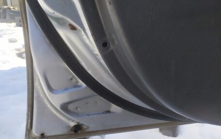 Toyota Avensis III рестайлинг, 1999 год, 255 000 рублей, 9 фотография