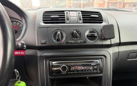 Skoda Fabia II, 2010 год, 370 000 рублей, 13 фотография