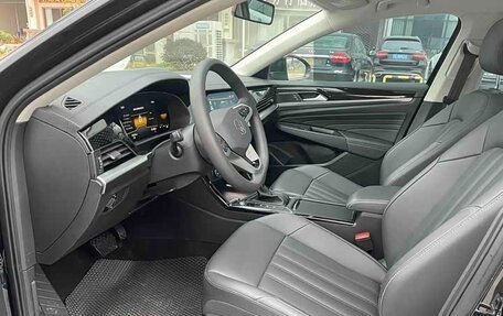 Volkswagen Passat B8 рестайлинг, 2022 год, 1 630 000 рублей, 10 фотография