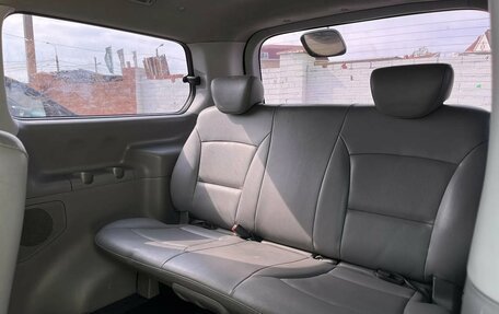 Hyundai Grand Starex Grand Starex I рестайлинг 2, 2012 год, 1 675 000 рублей, 12 фотография