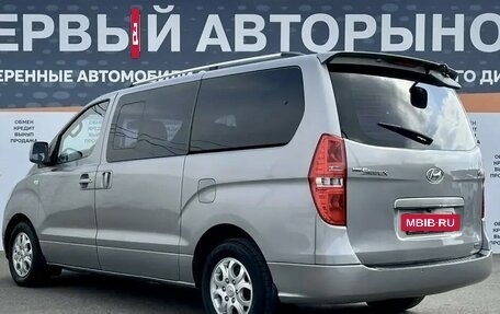 Hyundai Grand Starex Grand Starex I рестайлинг 2, 2012 год, 1 675 000 рублей, 7 фотография