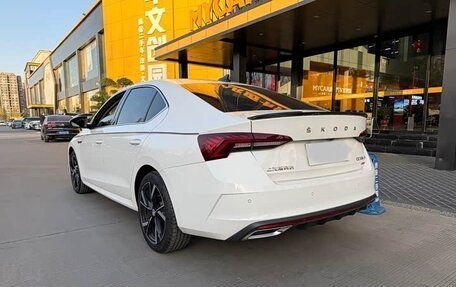 Skoda Octavia IV, 2022 год, 2 100 000 рублей, 4 фотография