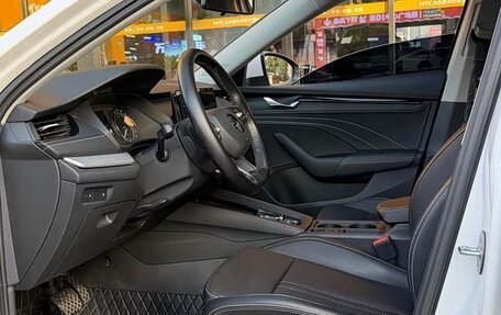 Skoda Octavia IV, 2022 год, 2 100 000 рублей, 7 фотография