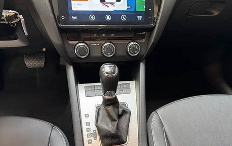 Skoda Octavia, 2022 год, 1 590 000 рублей, 9 фотография