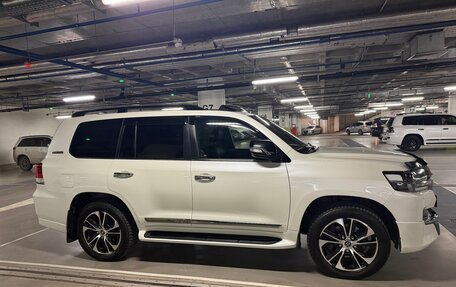 Toyota Land Cruiser 200, 2020 год, 8 200 000 рублей, 6 фотография