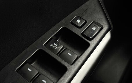 Mitsubishi Pajero Sport III рестайлинг, 2017 год, 3 050 000 рублей, 4 фотография