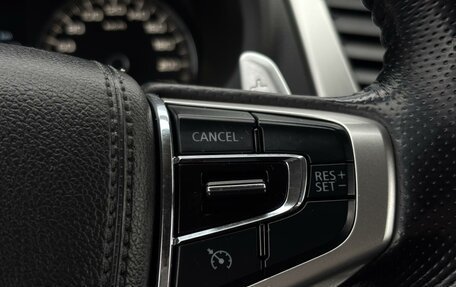 Mitsubishi Pajero Sport III рестайлинг, 2017 год, 3 050 000 рублей, 15 фотография