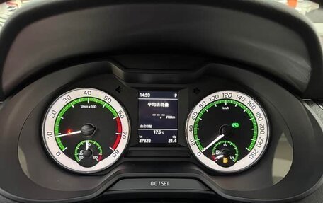 Skoda Octavia, 2022 год, 1 550 000 рублей, 9 фотография