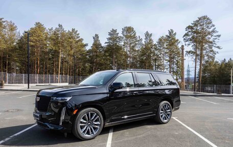 Cadillac Escalade V, 2022 год, 16 500 000 рублей, 3 фотография