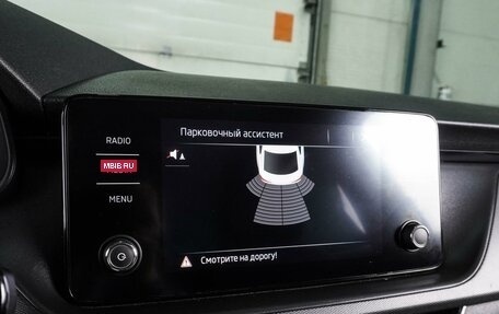 Skoda Rapid II, 2021 год, 1 819 000 рублей, 18 фотография