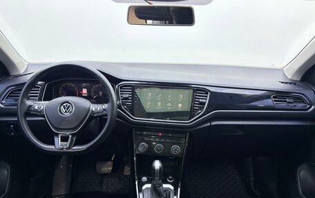 Volkswagen T-Roc I, 2022 год, 1 790 000 рублей, 8 фотография