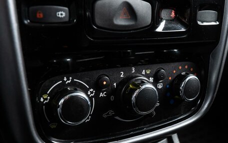 Renault Duster I рестайлинг, 2013 год, 905 500 рублей, 14 фотография