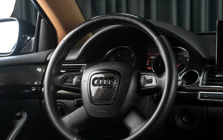 Audi A8, 2006 год, 1 289 000 рублей, 32 фотография