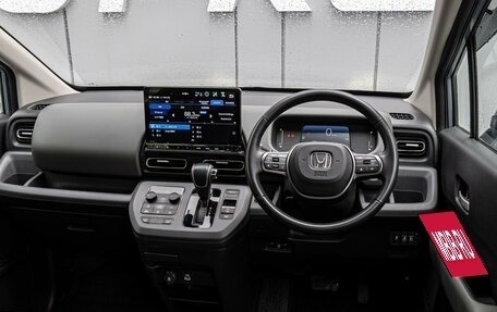 Honda Freed, 2024 год, 2 830 000 рублей, 6 фотография