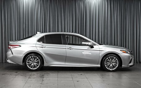 Toyota Camry, 2019 год, 2 699 000 рублей, 5 фотография