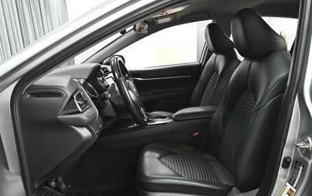 Toyota Camry, 2019 год, 2 699 000 рублей, 10 фотография