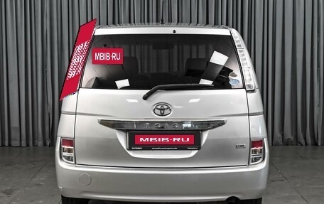 Toyota ISis I, 2011 год, 999 000 рублей, 4 фотография