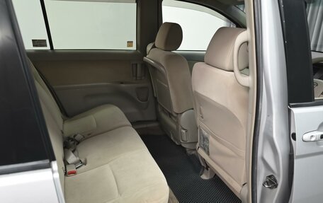 Toyota ISis I, 2011 год, 999 000 рублей, 10 фотография