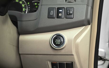 Toyota ISis I, 2011 год, 999 000 рублей, 16 фотография