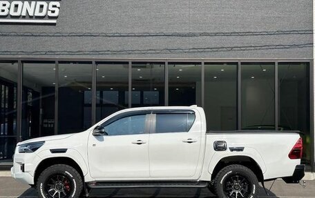 Toyota Hilux VIII, 2022 год, 4 170 000 рублей, 10 фотография