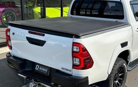 Toyota Hilux VIII, 2022 год, 4 170 000 рублей, 14 фотография