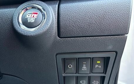 Toyota Hilux VIII, 2022 год, 4 170 000 рублей, 24 фотография