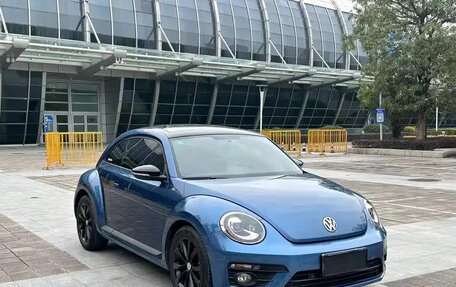 Volkswagen Beetle, 2018 год, 1 290 000 рублей, 2 фотография