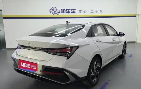 Hyundai Elantra, 2023 год, 1 690 000 рублей, 3 фотография