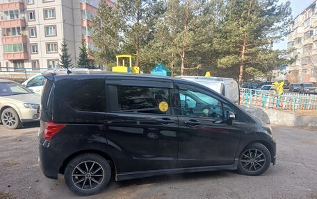 Honda Freed I, 2010 год, 1 100 000 рублей, 2 фотография