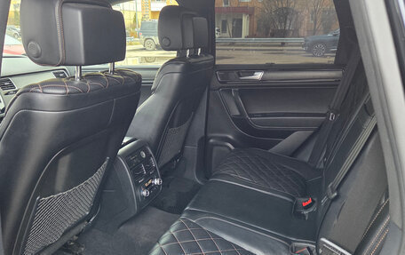 Volkswagen Touareg III, 2018 год, 3 850 000 рублей, 9 фотография