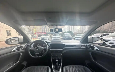 Volkswagen T-Cross I, 2021 год, 1 200 000 рублей, 8 фотография