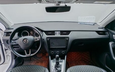 Skoda Octavia, 2020 год, 1 350 000 рублей, 10 фотография