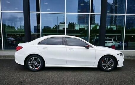 Mercedes-Benz A-Класс, 2022 год, 2 131 000 рублей, 4 фотография