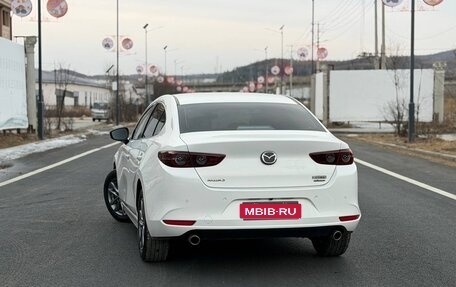 Mazda 3, 2021 год, 1 530 000 рублей, 2 фотография