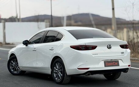 Mazda 3, 2021 год, 1 530 000 рублей, 15 фотография