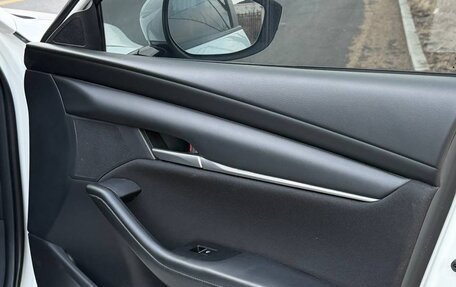 Mazda 3, 2021 год, 1 530 000 рублей, 31 фотография