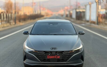 Hyundai Elantra, 2023 год, 1 600 000 рублей, 4 фотография