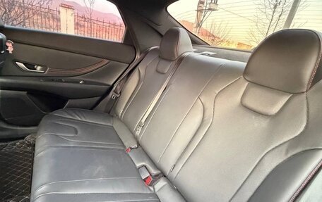 Hyundai Elantra, 2023 год, 1 600 000 рублей, 39 фотография