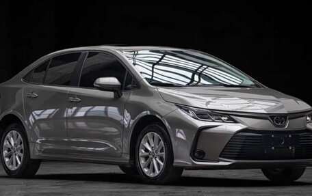 Toyota Corolla, 2023 год, 1 390 000 рублей, 3 фотография