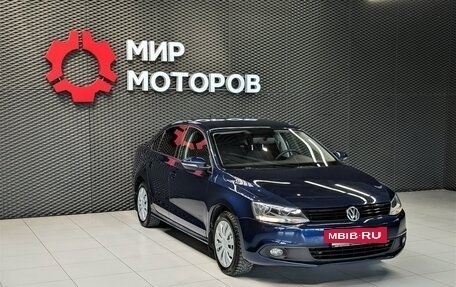 Volkswagen Jetta VI, 2012 год, 950 000 рублей, 3 фотография