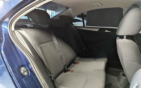 Volkswagen Jetta VI, 2012 год, 950 000 рублей, 15 фотография