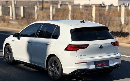 Volkswagen Golf VIII, 2022 год, 1 920 000 рублей, 11 фотография