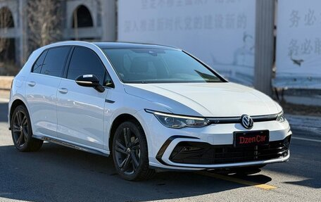 Volkswagen Golf VIII, 2022 год, 1 920 000 рублей, 4 фотография