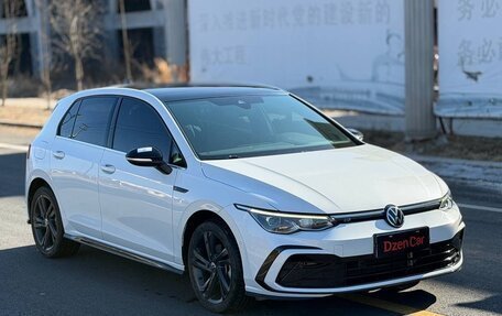 Volkswagen Golf VIII, 2022 год, 1 920 000 рублей, 5 фотография