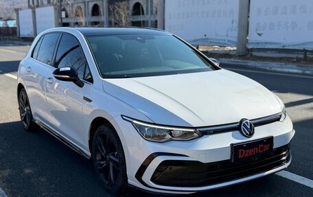 Volkswagen Golf VIII, 2022 год, 1 920 000 рублей, 12 фотография