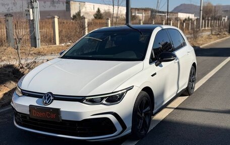 Volkswagen Golf VIII, 2022 год, 1 920 000 рублей, 14 фотография