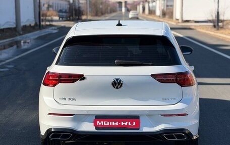 Volkswagen Golf VIII, 2022 год, 1 920 000 рублей, 8 фотография