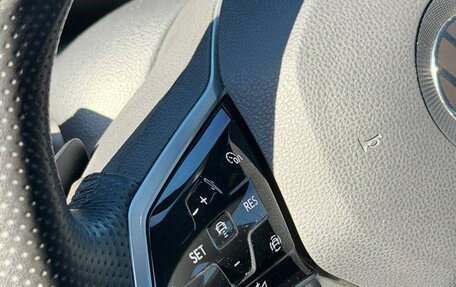 Volkswagen Golf VIII, 2022 год, 1 920 000 рублей, 30 фотография