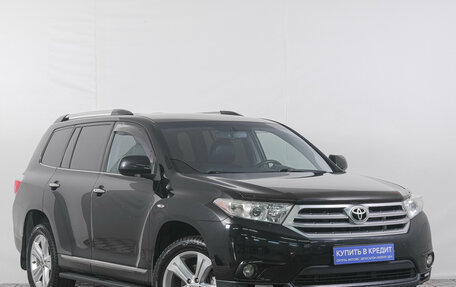 Toyota Highlander III, 2013 год, 2 399 000 рублей, 2 фотография