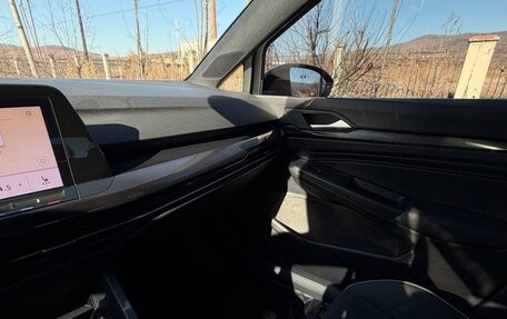 Volkswagen Golf VIII, 2022 год, 1 920 000 рублей, 38 фотография